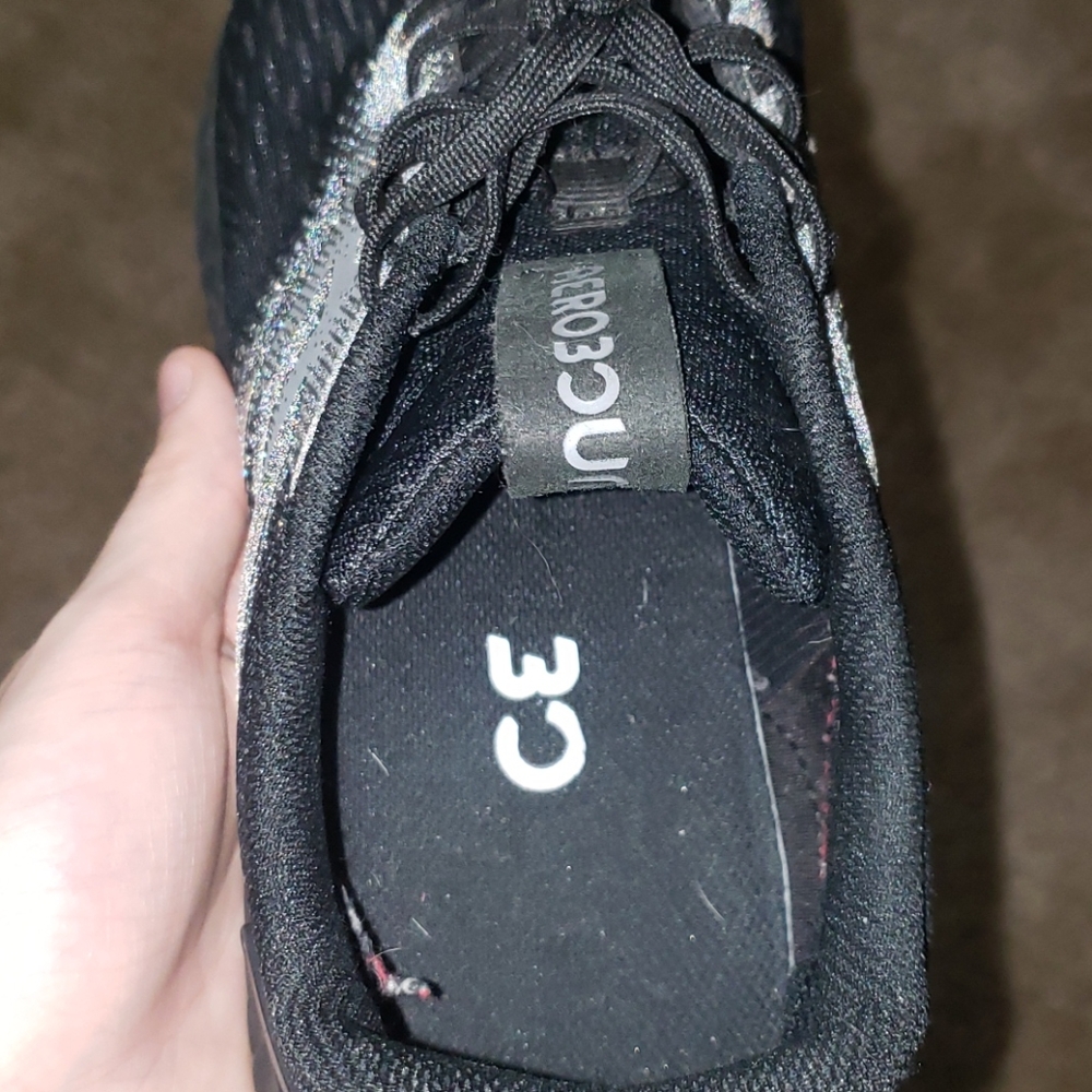 ADIDAS SHOES - Picture 5 of 5